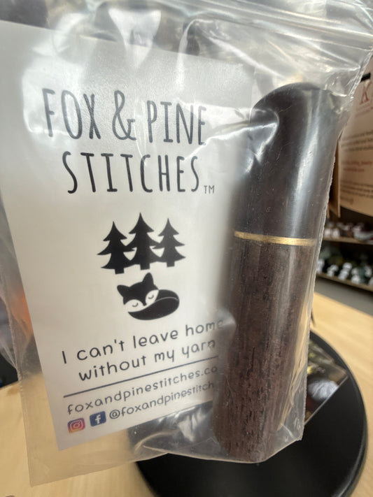 Fox & Pine darning Needles in Wooden tube