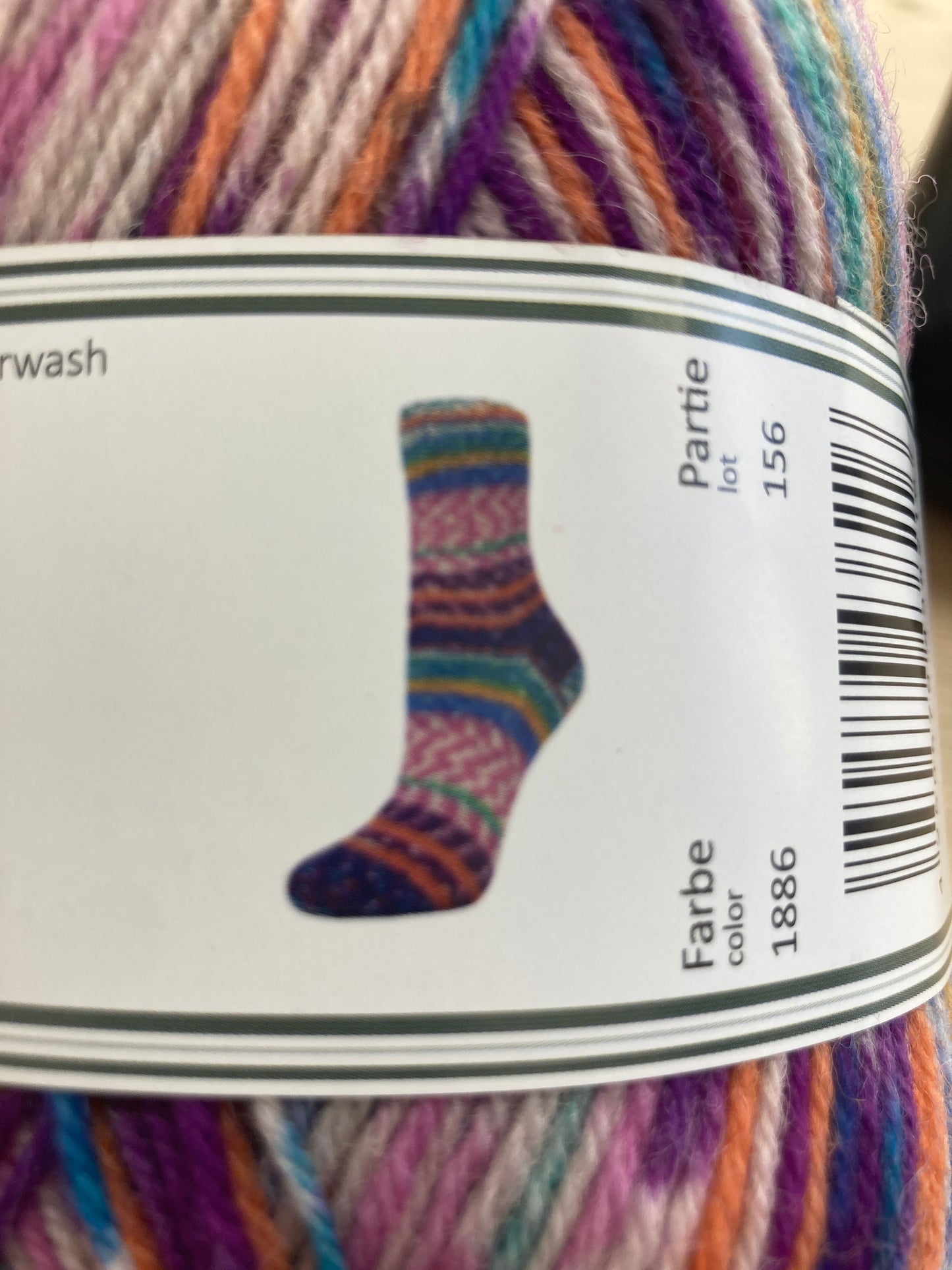 Flotte (self patterning)sock yarn